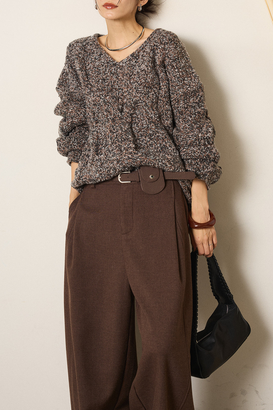 [SET]Vネックミックス編みニットトップス+ポーチベルト付きカーブパンツ(2set)