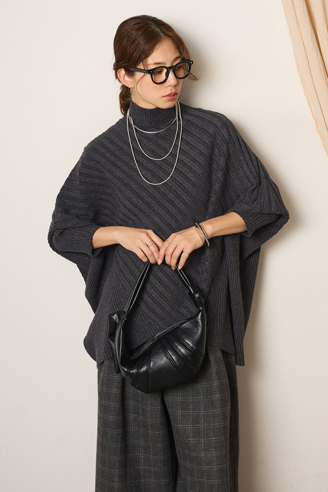 [SET]アシメデザインリブポンチョニットトップス+ウールライクチェックタックパンツ(2set)