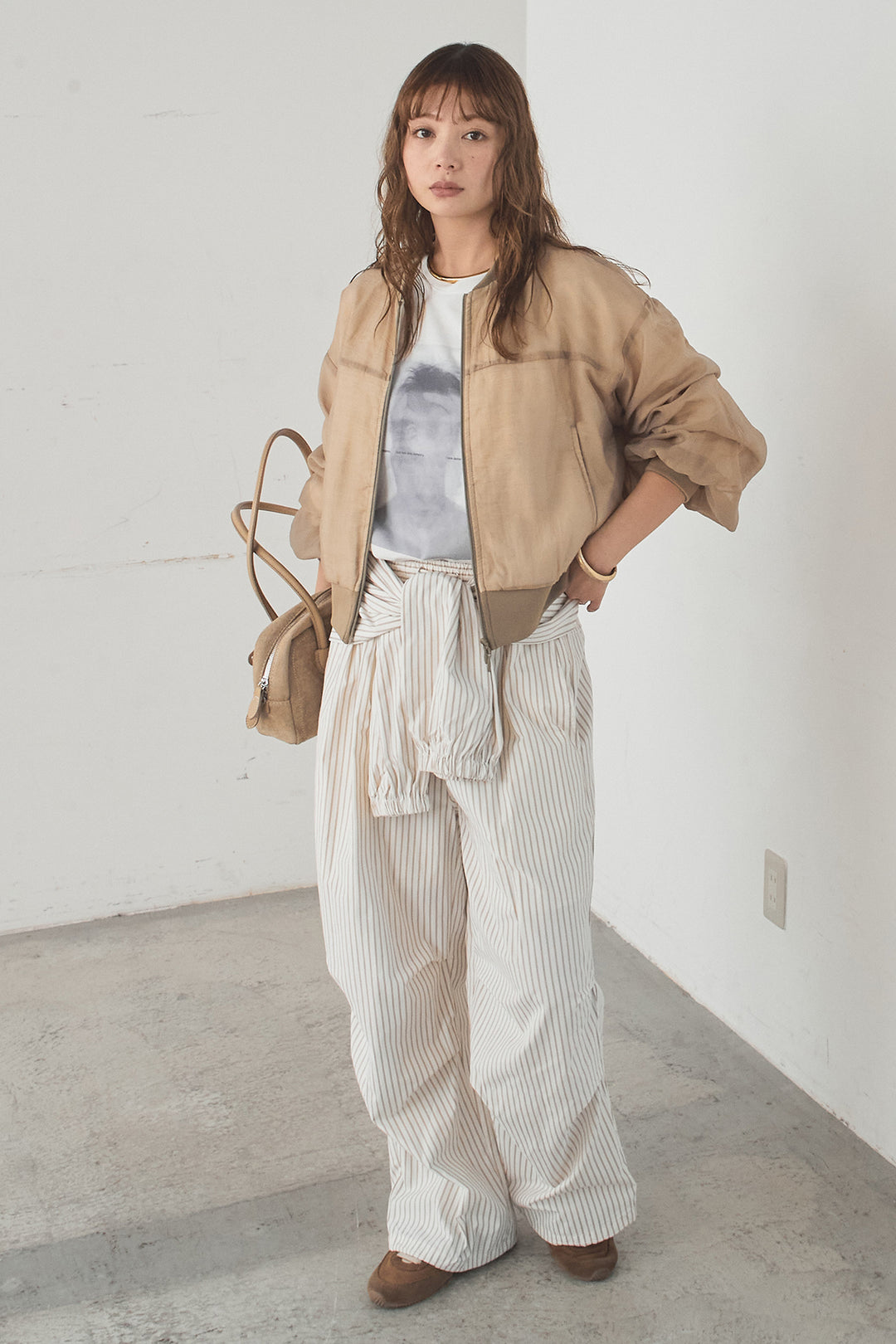 [SET]シアー×ポンチブルゾン+ストライプウエスト巻きジョガーパンツ+長袖アソートフォトTシャツ(3set)