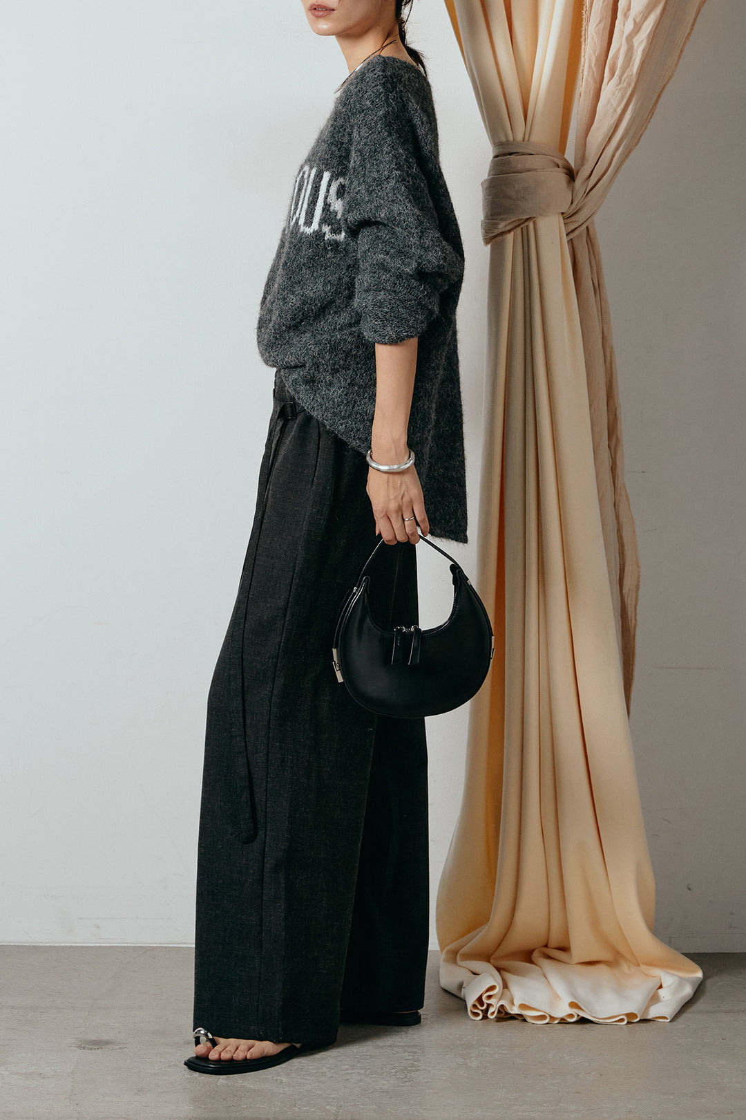 [SET]フロントロゴデザインニットトップス+ラップ巻きワイドスラックス(2set)