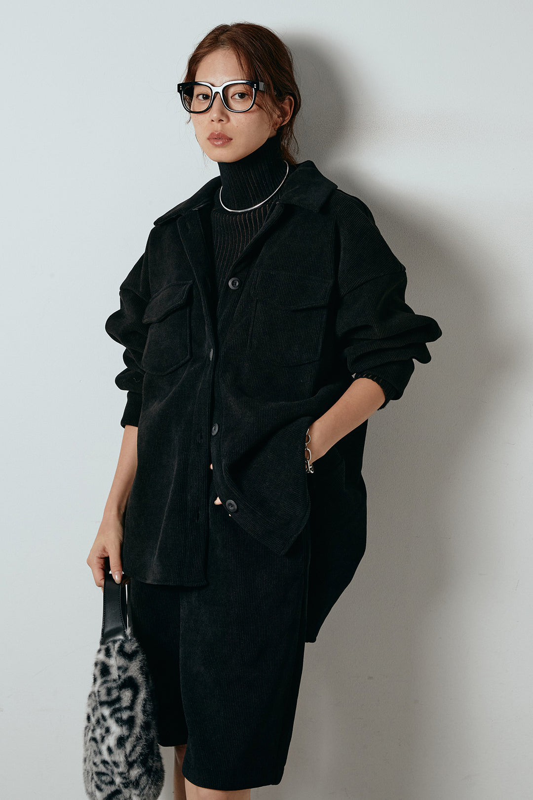 [SET]襟付きコーデュロイポケットシャツ+リブニットシームレスタートルプルオーバー+リラックスコーデュロイハーフパンツ(3set)