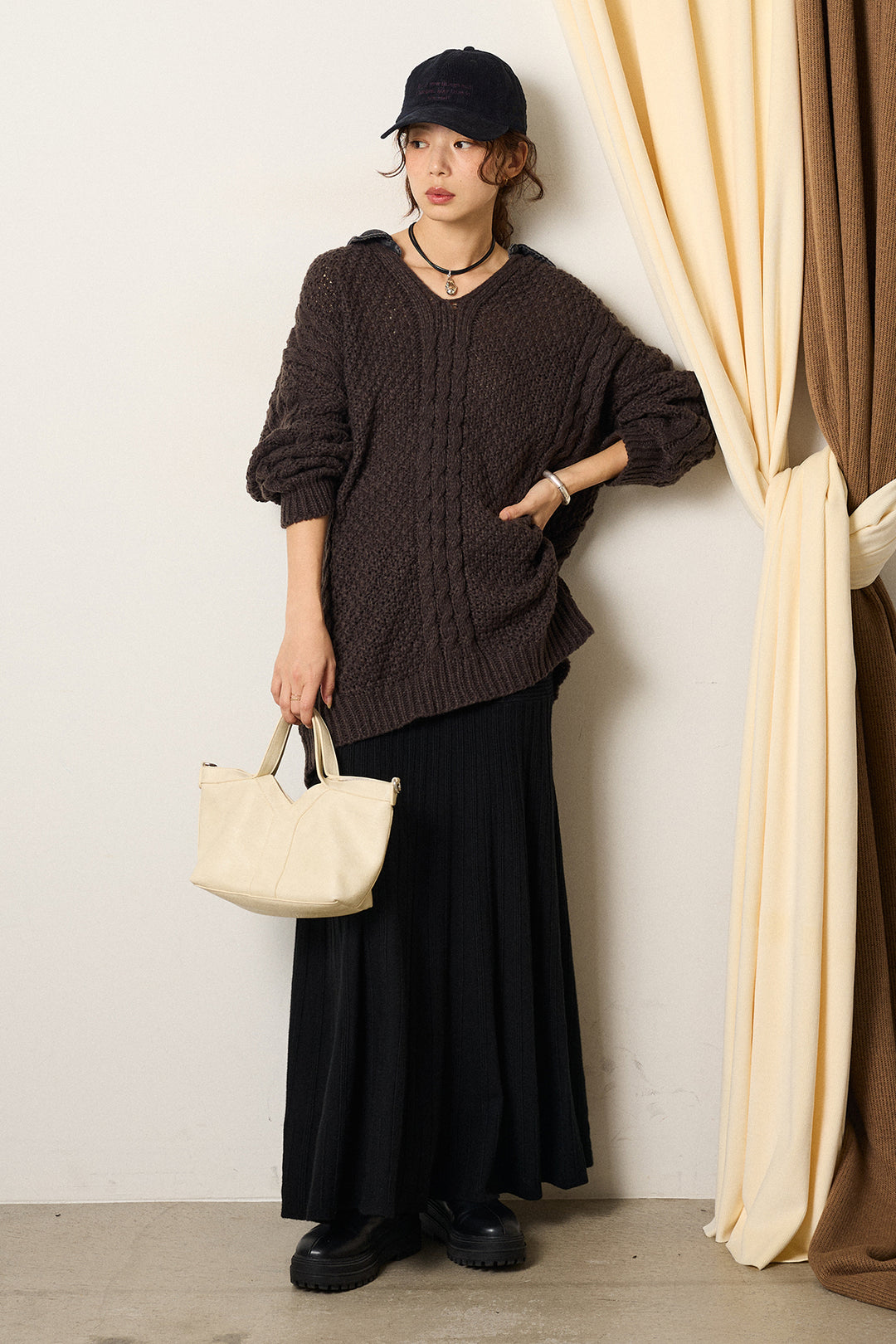 [SET]デニムカラーケーブルオーバーニット+編み地切り替えフレアニットスカート(2set)