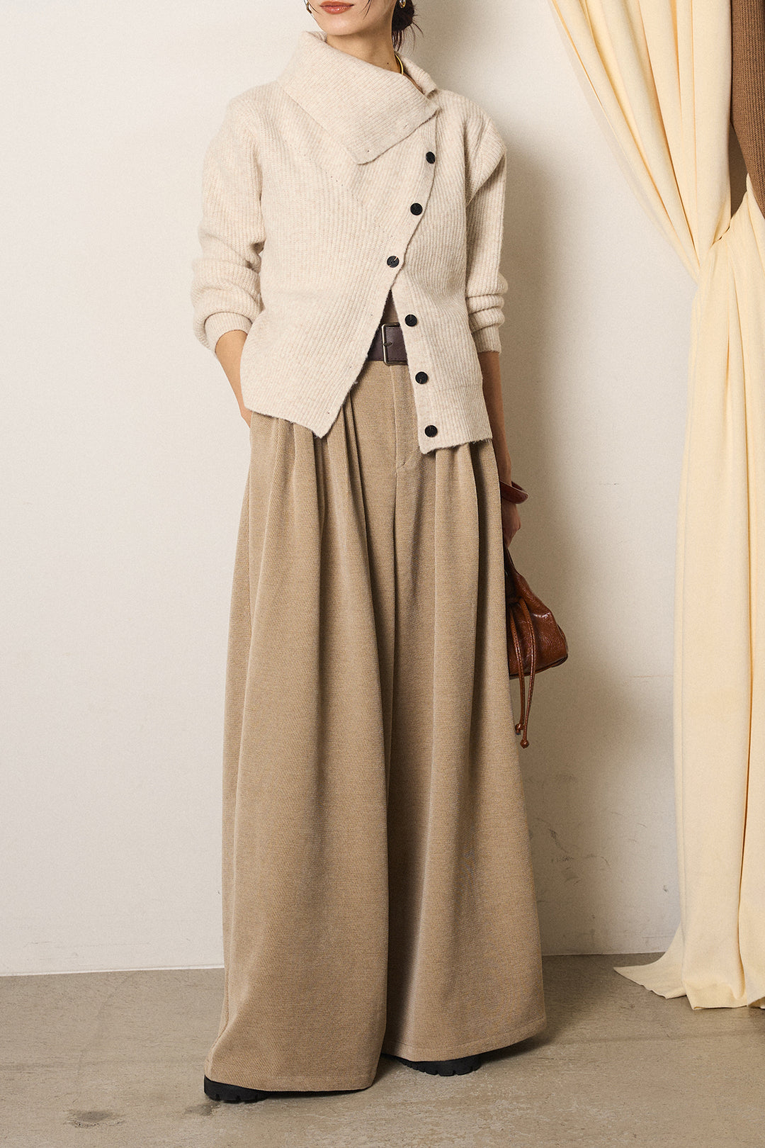 [SET]ボタンデザインネックニットプルオーバー+ベルトループコーデュロイワイドパンツ(2set)