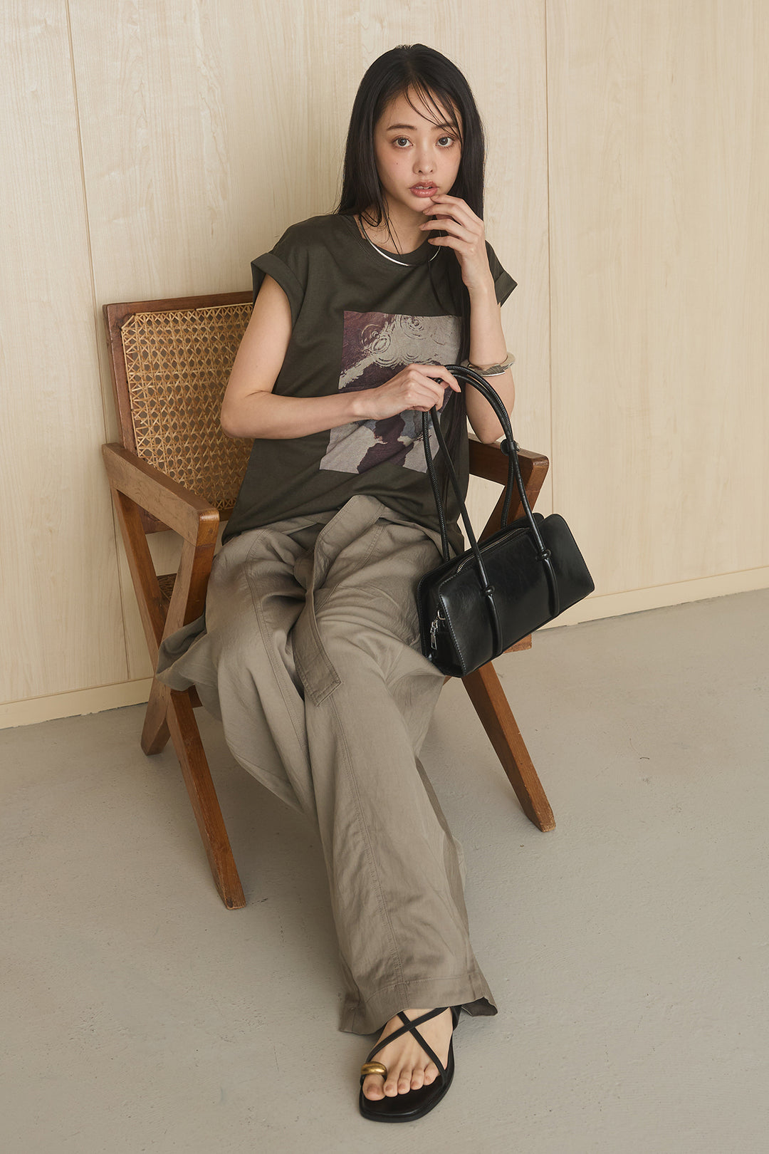[SET]スクエアニュアンス柄Tシャツ+前結びタックワイドパンツ(2set)