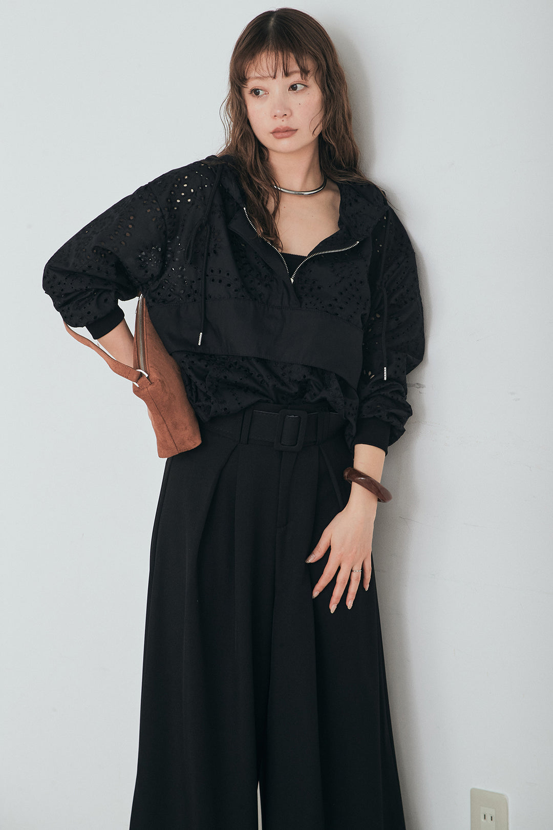 [SET]レースハーフジップアップフーディー+ベルト付きツータックワイドパンツ(2set)