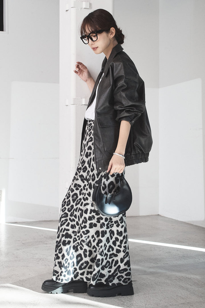 [SET]レザーライクオーバーサイズブルゾン+レオパードサテンナロースカート(2set)