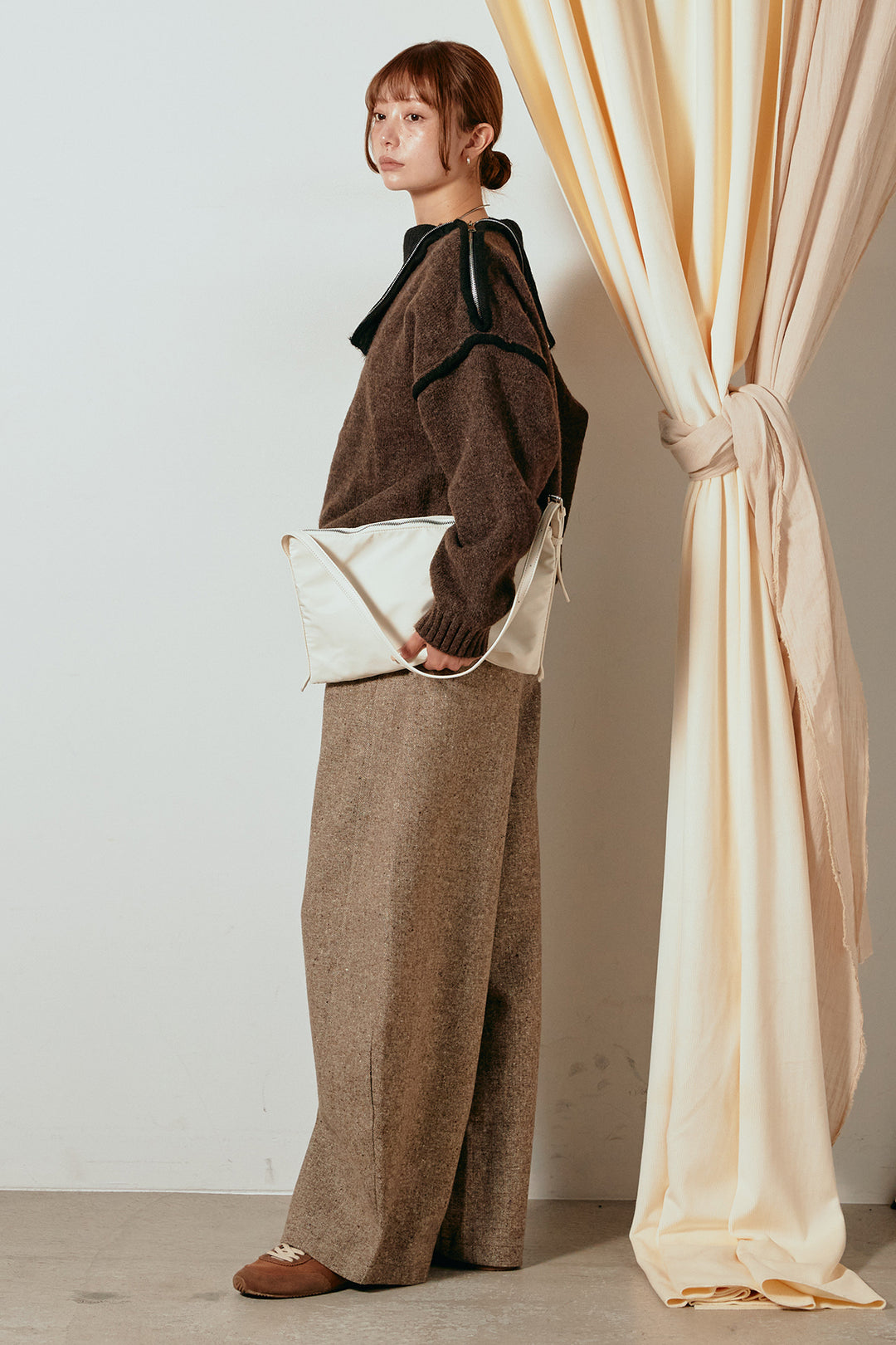 [SET]ハイネックジップデザインニットトップス+ベルト付きネップツイードカーブパンツ(2set)