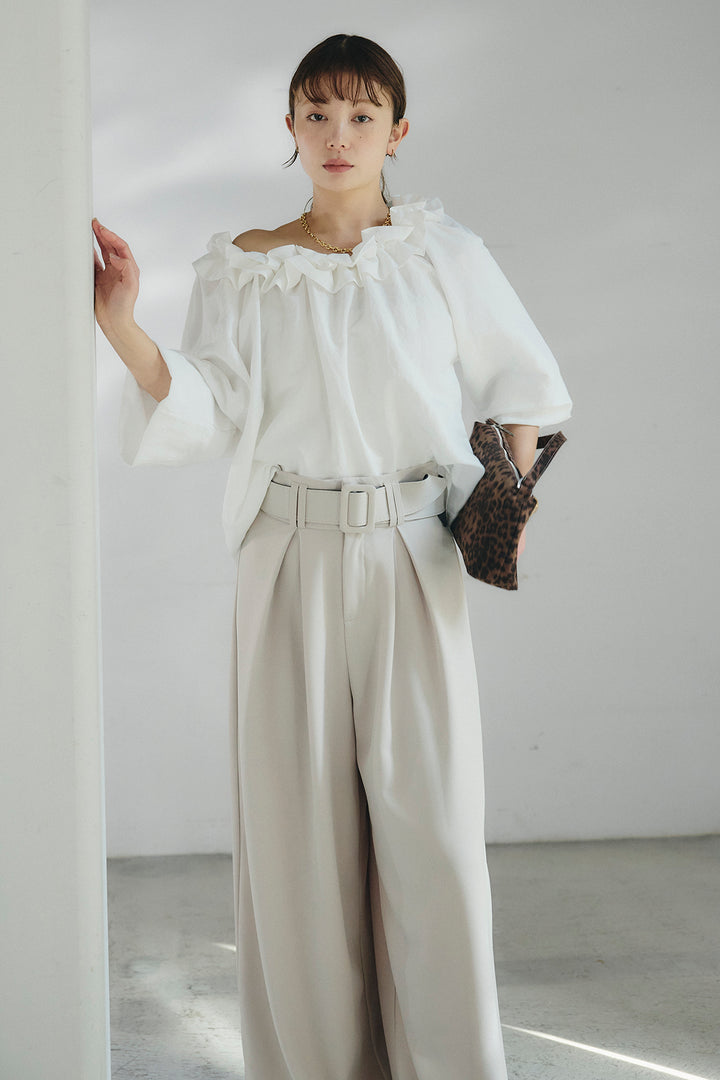 [SET]ネックフリルデザインブラウス+ベルト付きツータックワイドパンツ(2set)