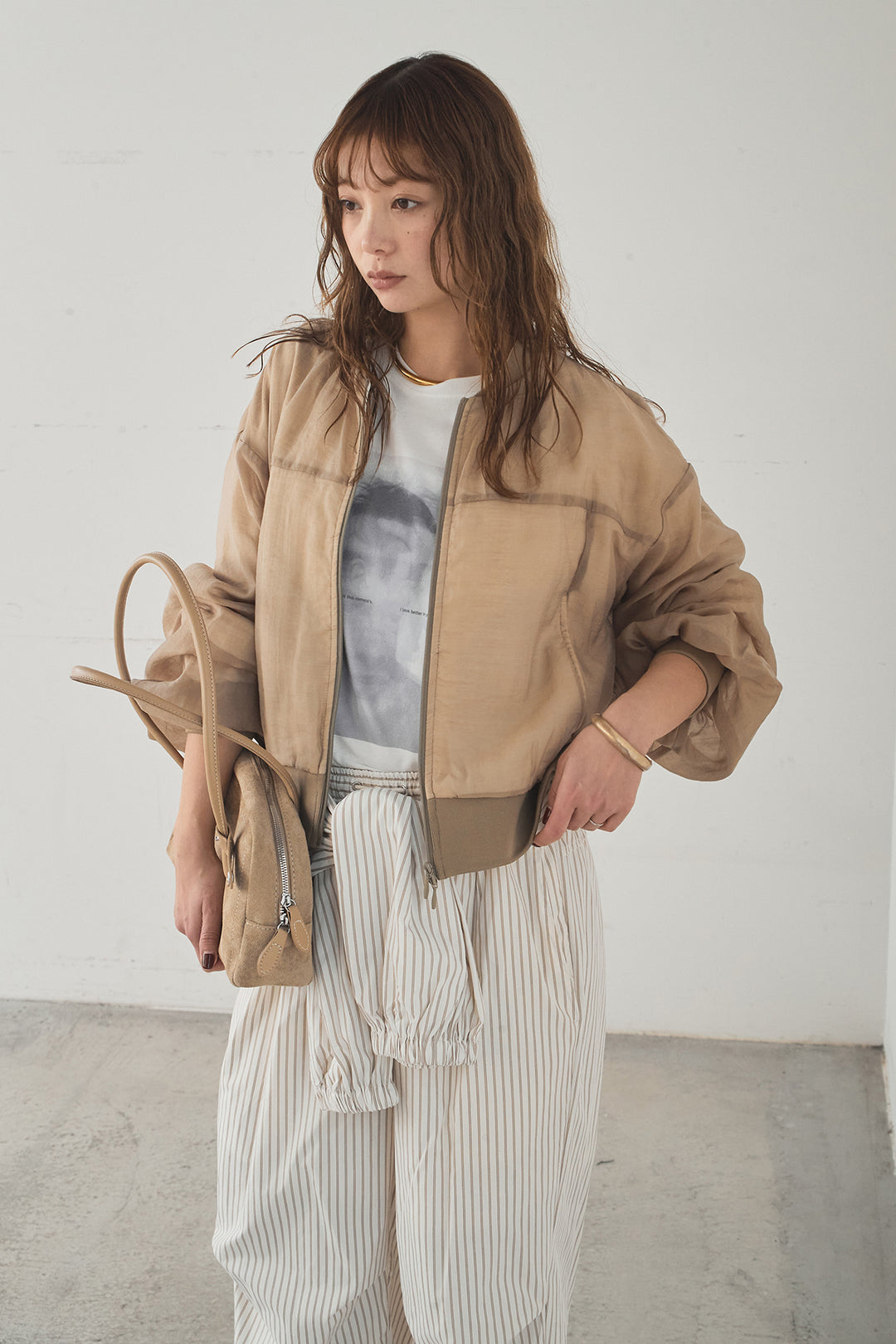 [SET]シアー×ポンチブルゾン+ストライプウエスト巻きジョガーパンツ+長袖アソートフォトTシャツ(3set)