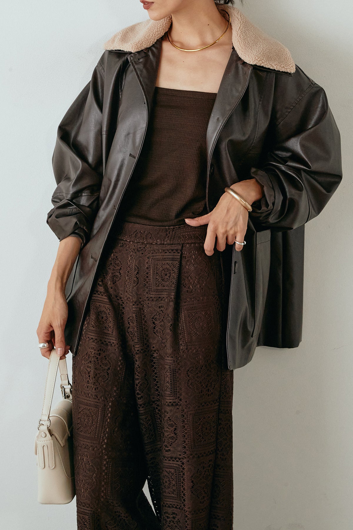 esica フェイクムートンボアポンチョ ブラック Re:EDIT フェイク