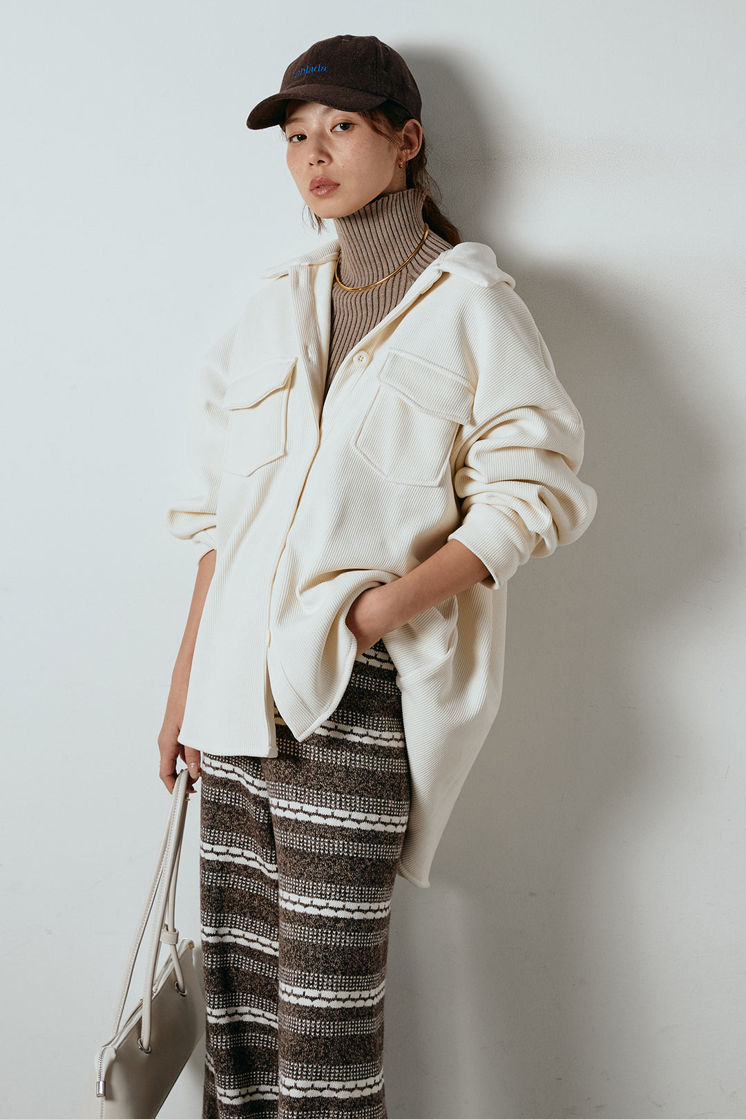 [SET]襟付きコーデュロイポケットシャツ+リブニットシームレスタートルプルオーバー+マルチライン柄リラックスニットパンツ(3set)