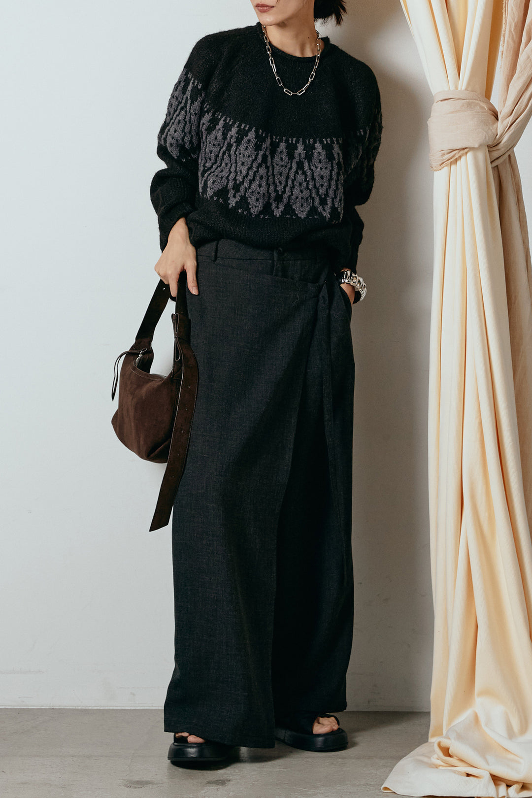 [SET]モノトーン柄ニットトップス+ラップ巻きワイドスラックス(2set)
