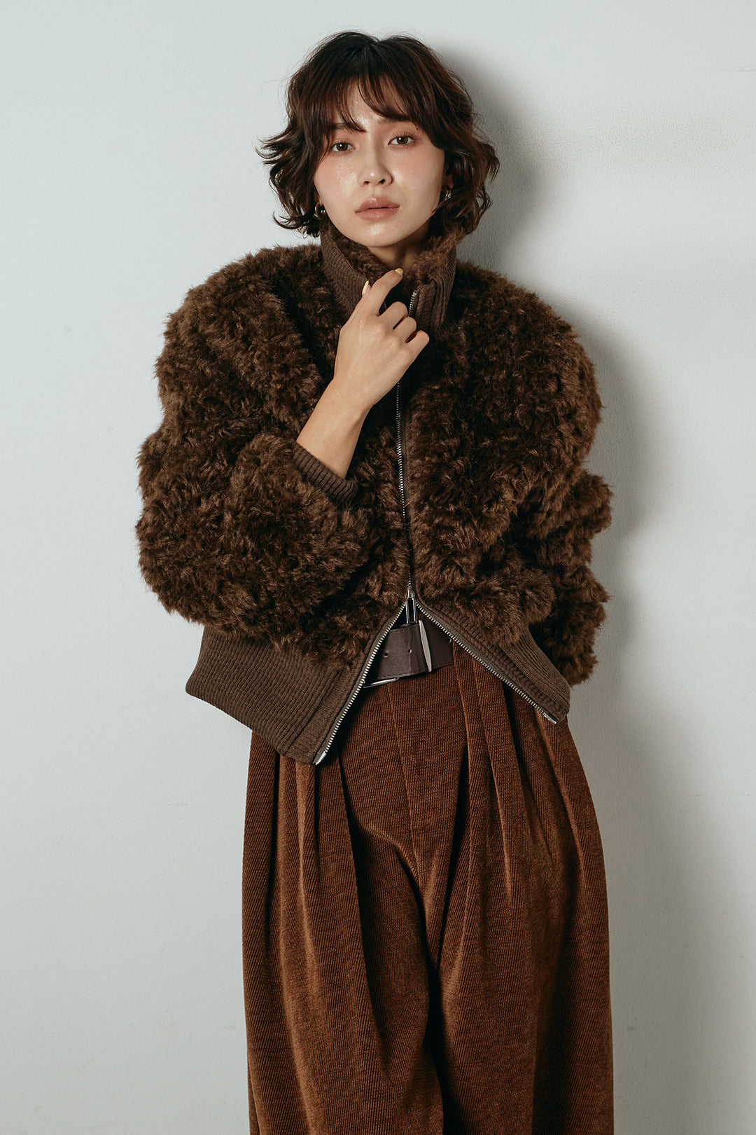 ハイネックショート丈ボアジップブルゾン