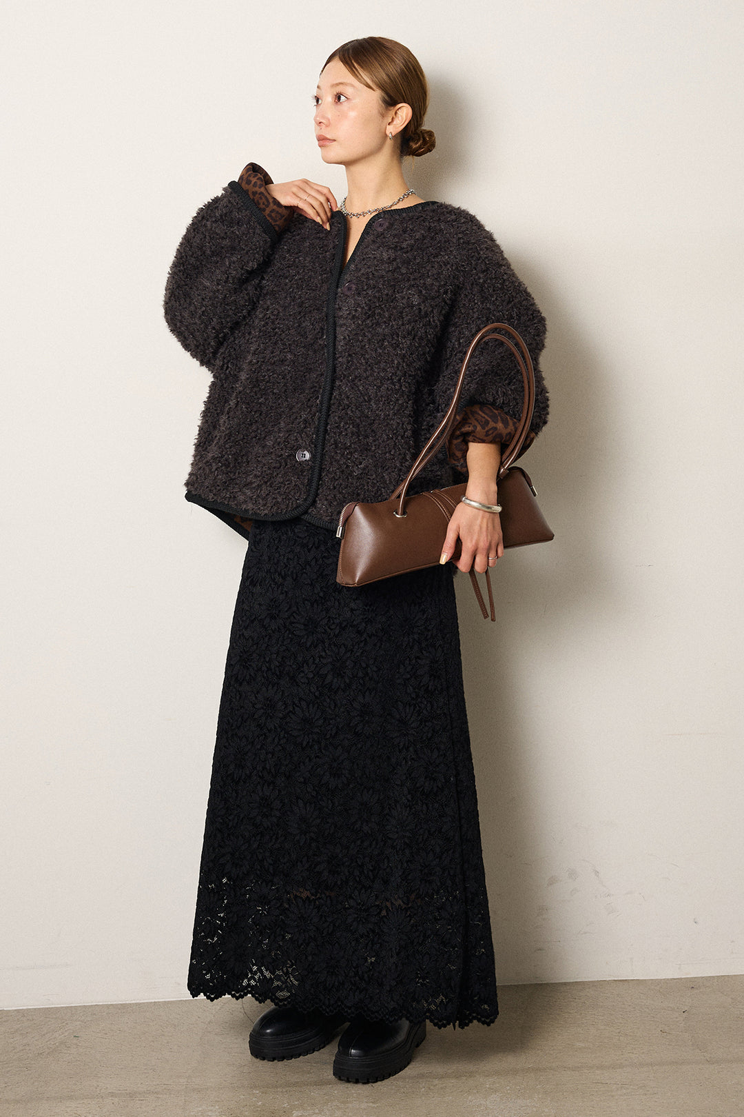 [SET]ノーカラー裏地レオパードボアアウター+花柄刺繍ベロアフレアスカート(2set)