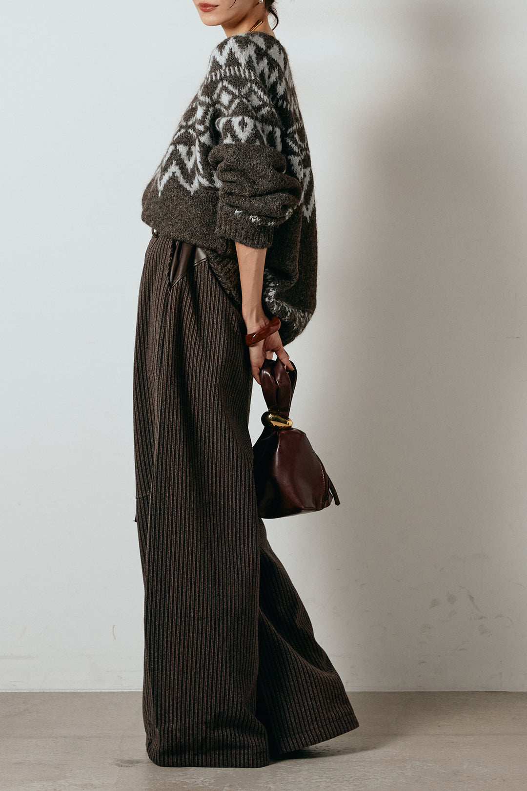 [SET]ノルディック柄Uネックプルオーバー+レザーライク配色ストライプパンツ(2set)