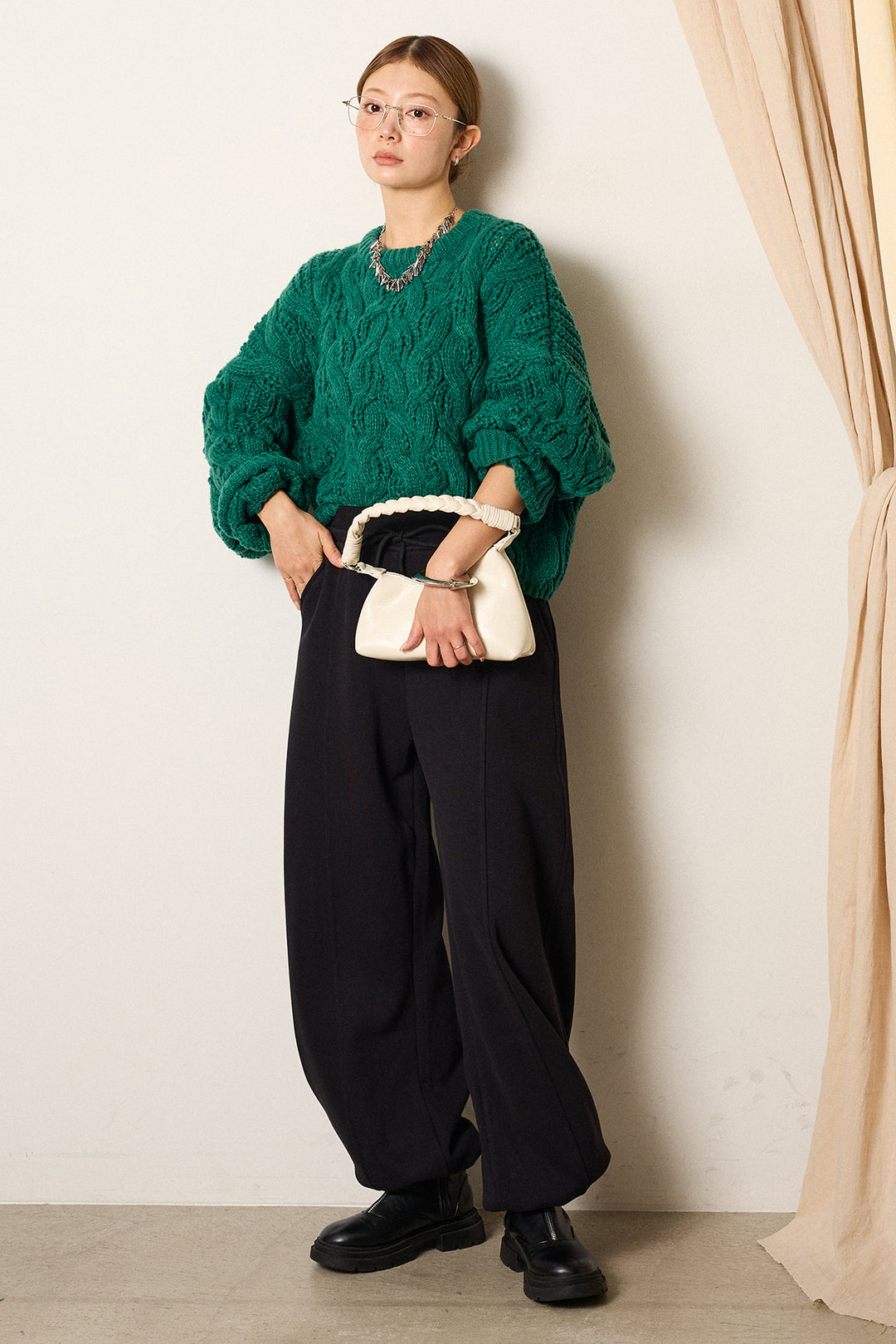 [SET]ケーブルリラックスショートニット+スウェットワイドカーブパンツ(2set)