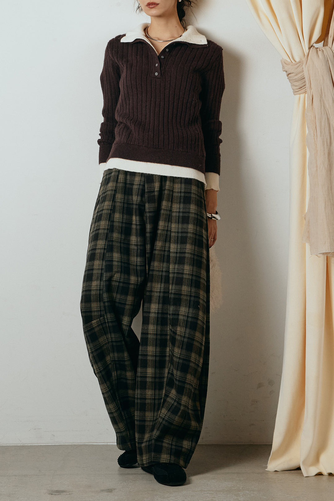 [SET]レイヤード風リブニットトップス+ベルト付きタータンチェックカーブワイドパンツ(2set)