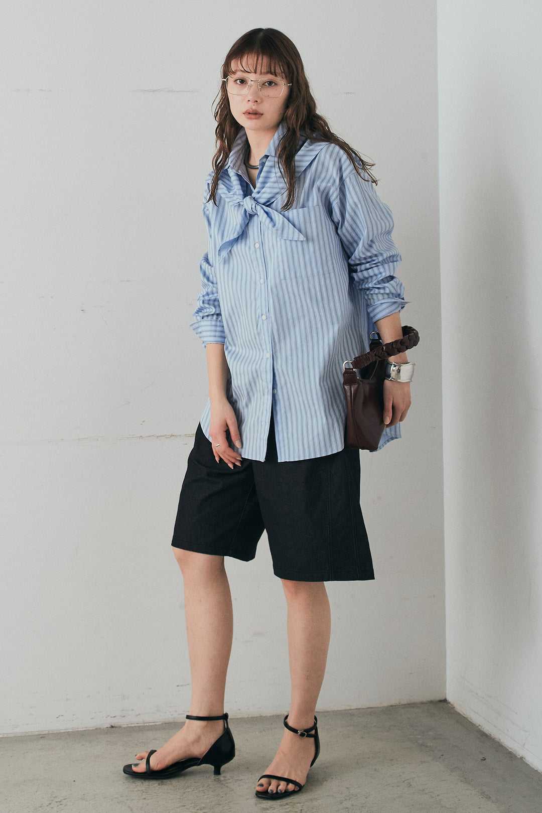 [SET]ランダムストライプスカーフ付きシャツ+デニムハーフパンツ(2set)