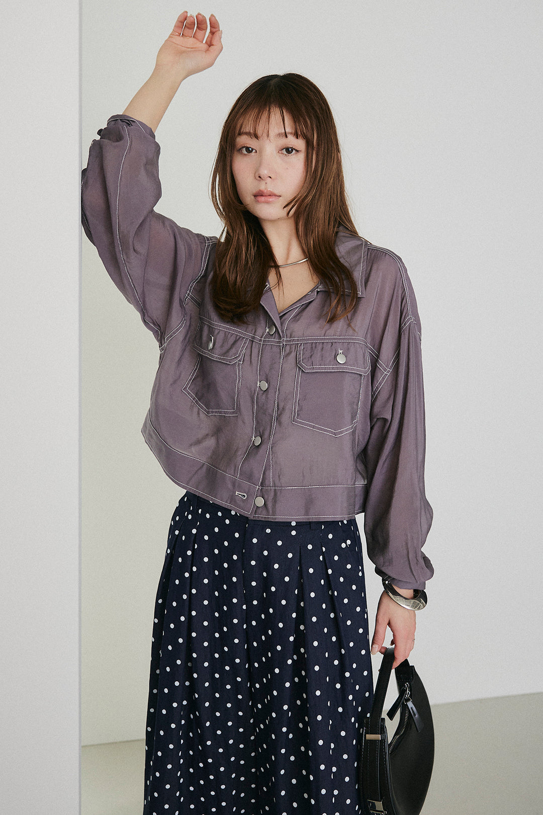 [SET]配色ステッチシアーシャツ+ベルト付きドット柄ワイドパンツ(2set)