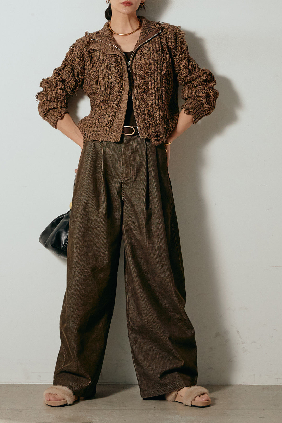 [SET]ハイネックフリンジジップニットトップス+フロントタック入りコーデュロイパンツ(2set)