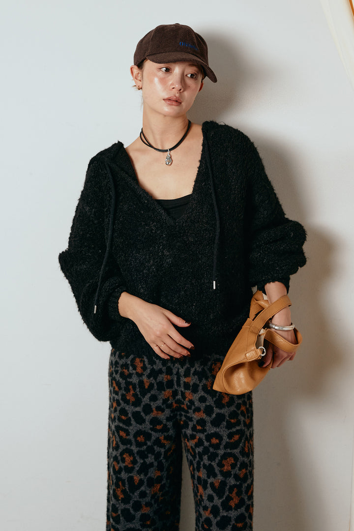 [SET]ブークレキーネックプルオーバー+リラックスレオパード柄ニットパンツ(2set)