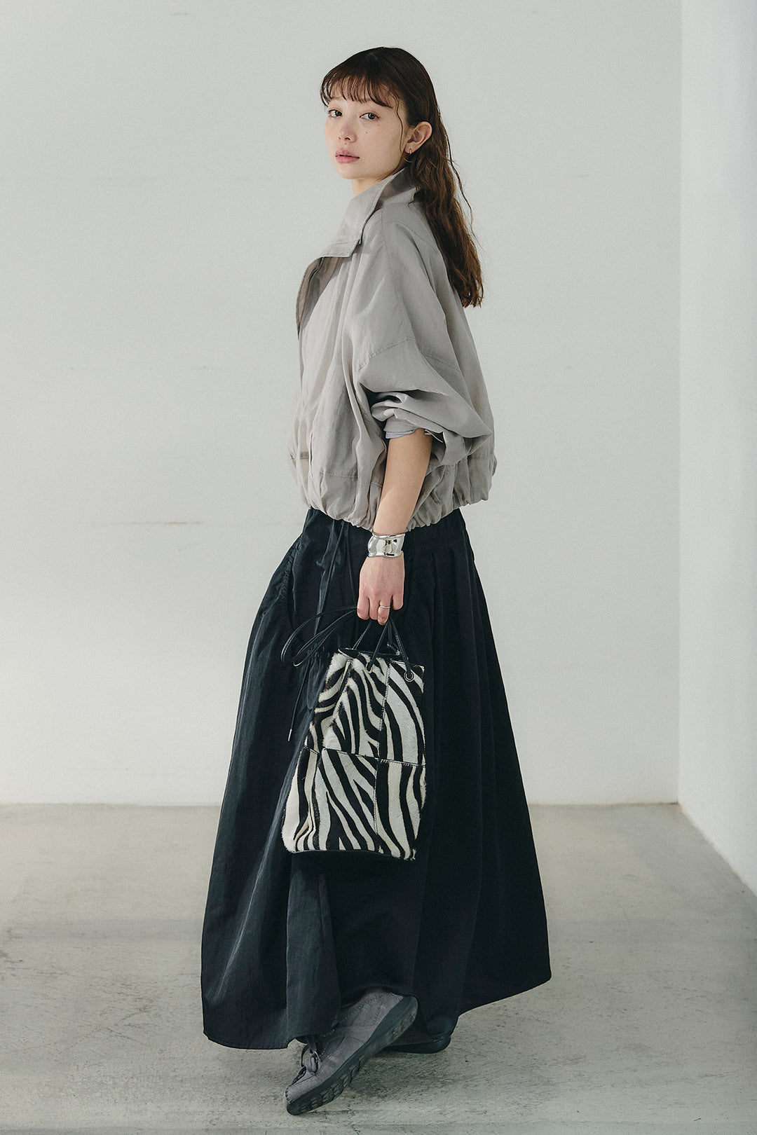 [SET]スタンドネックシアーブルゾン+ナイロンデザインフレアスカート(2set)