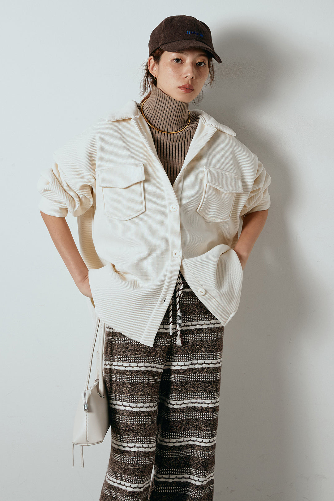 [SET]襟付きコーデュロイポケットシャツ+マルチライン柄リラックスニットパンツ(2set)