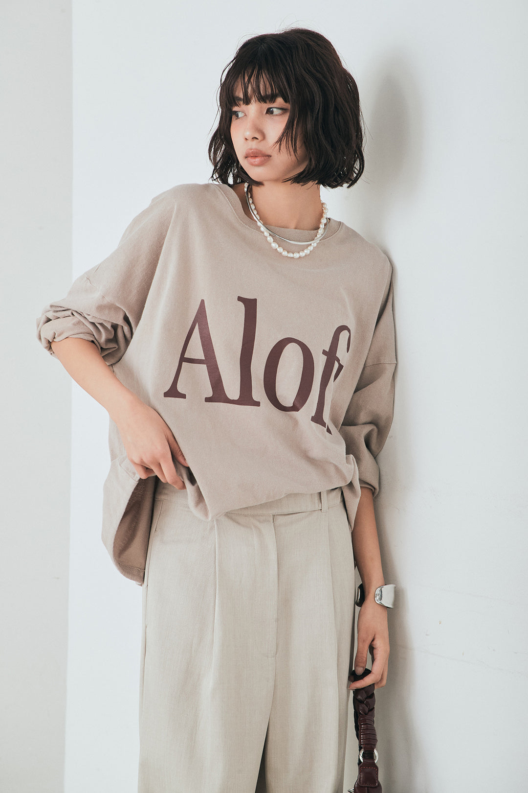 [SET]裾センタードロストロゴプリントワイドTシャツ+センタープレスセミワイドパンツ(2set)