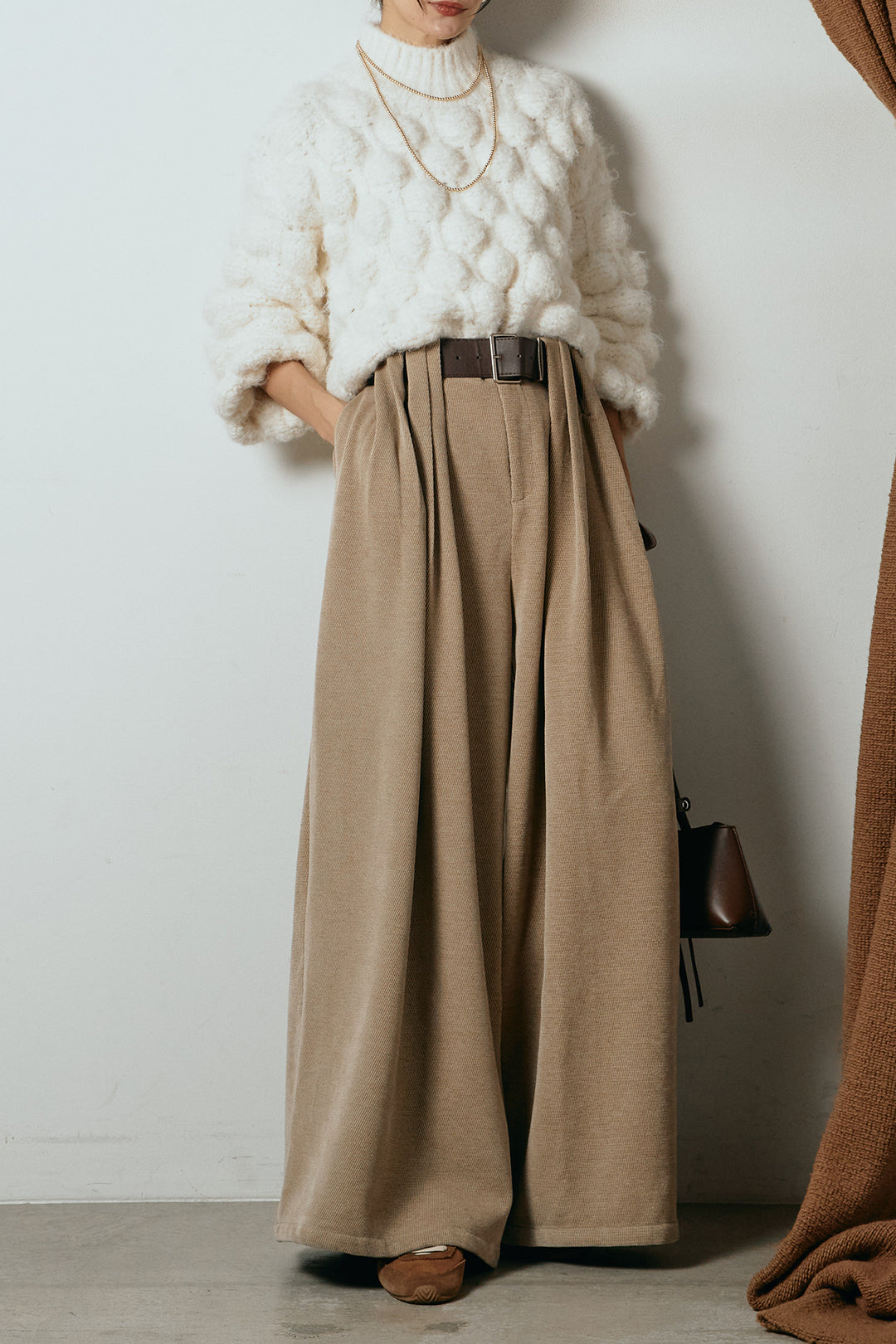 [SET]ボリュームポップコーンニットトップス+ベルトループコーデュロイワイドパンツ(2set)