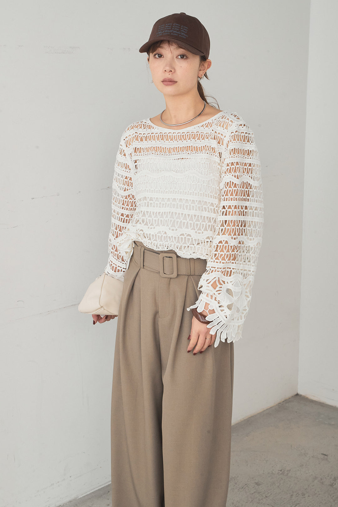 [SET]裾デザインメッシュプルオーバー+ベルト付きツータックワイドパンツ(2set)