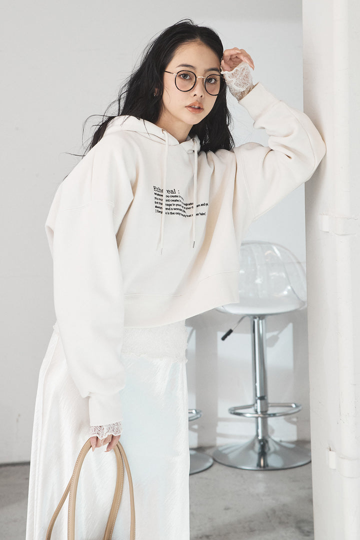 [SET]裏起毛レタリング刺繍フーディショートプルオーバー+ストレッチレースクルーネックインナー+裾レースデザインサテンスカート(3set)