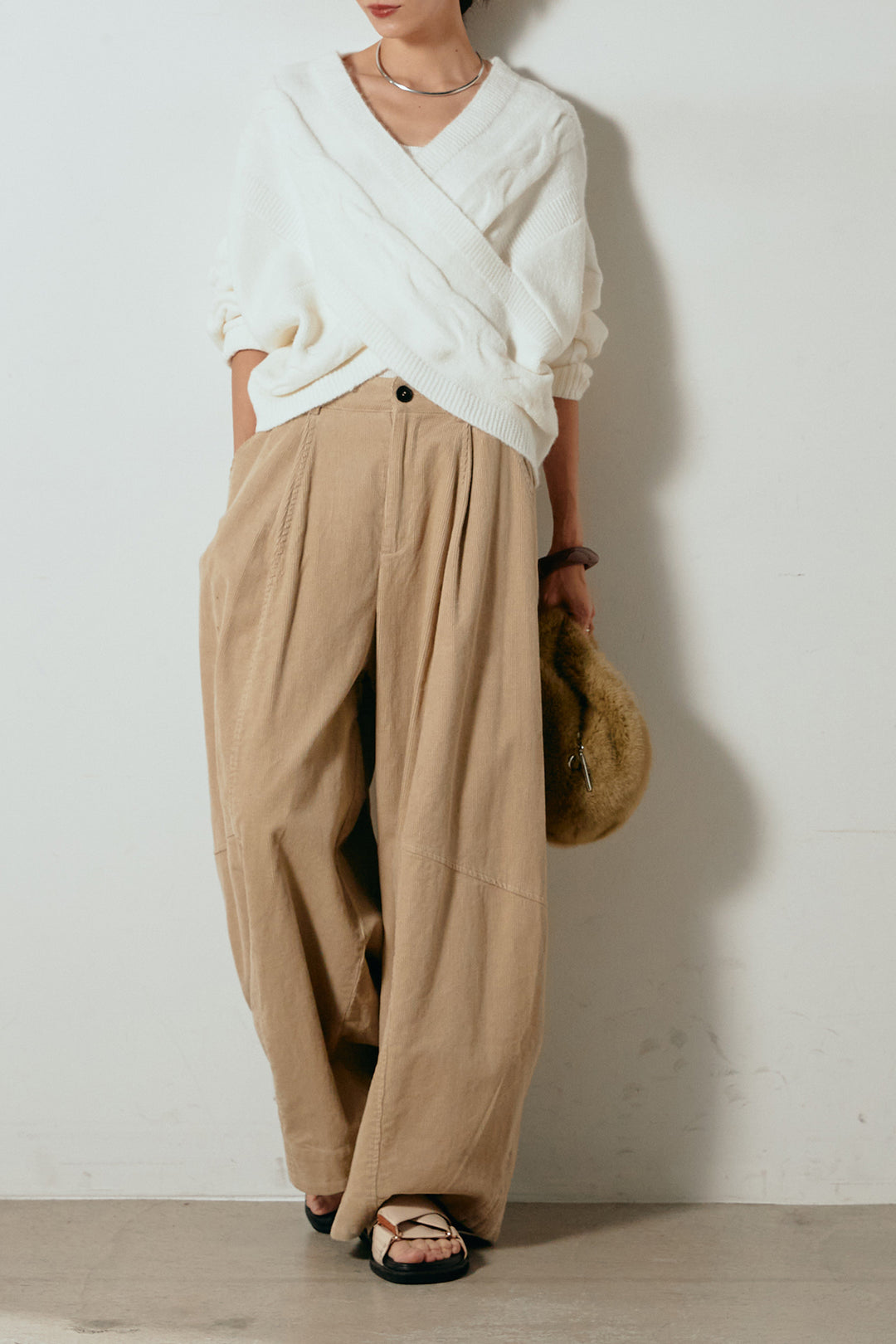 [SET]ケーブルカシュクールニットトップス+タック入りコーデュロイワイドパンツ(2set)