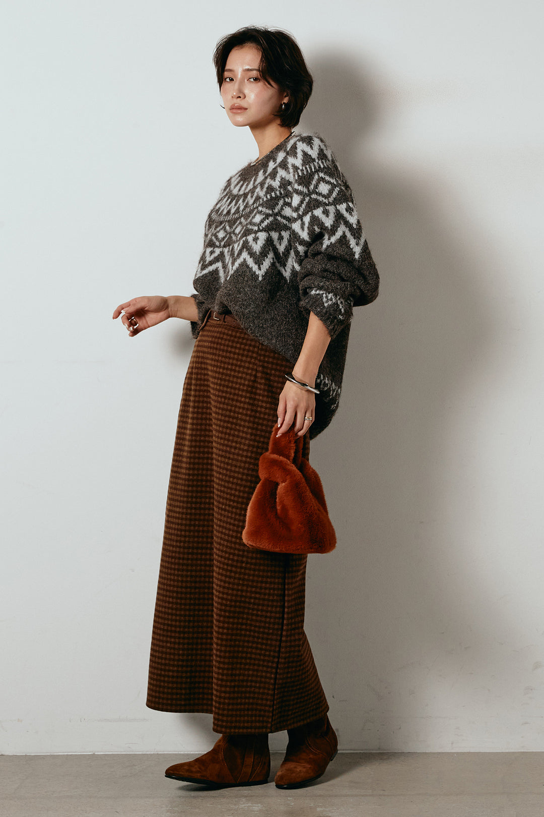 [SET]ノルディック柄Uネックプルオーバー+スエード調ベルト付きチェックナロースカート(2set)