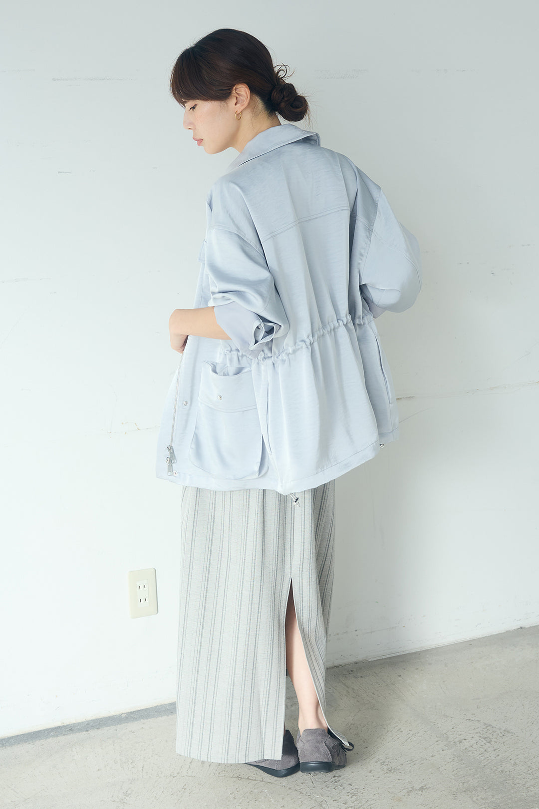 [SET]サテンライトブルゾン+ラップ巻きピンストライプワイドスカート(2set)