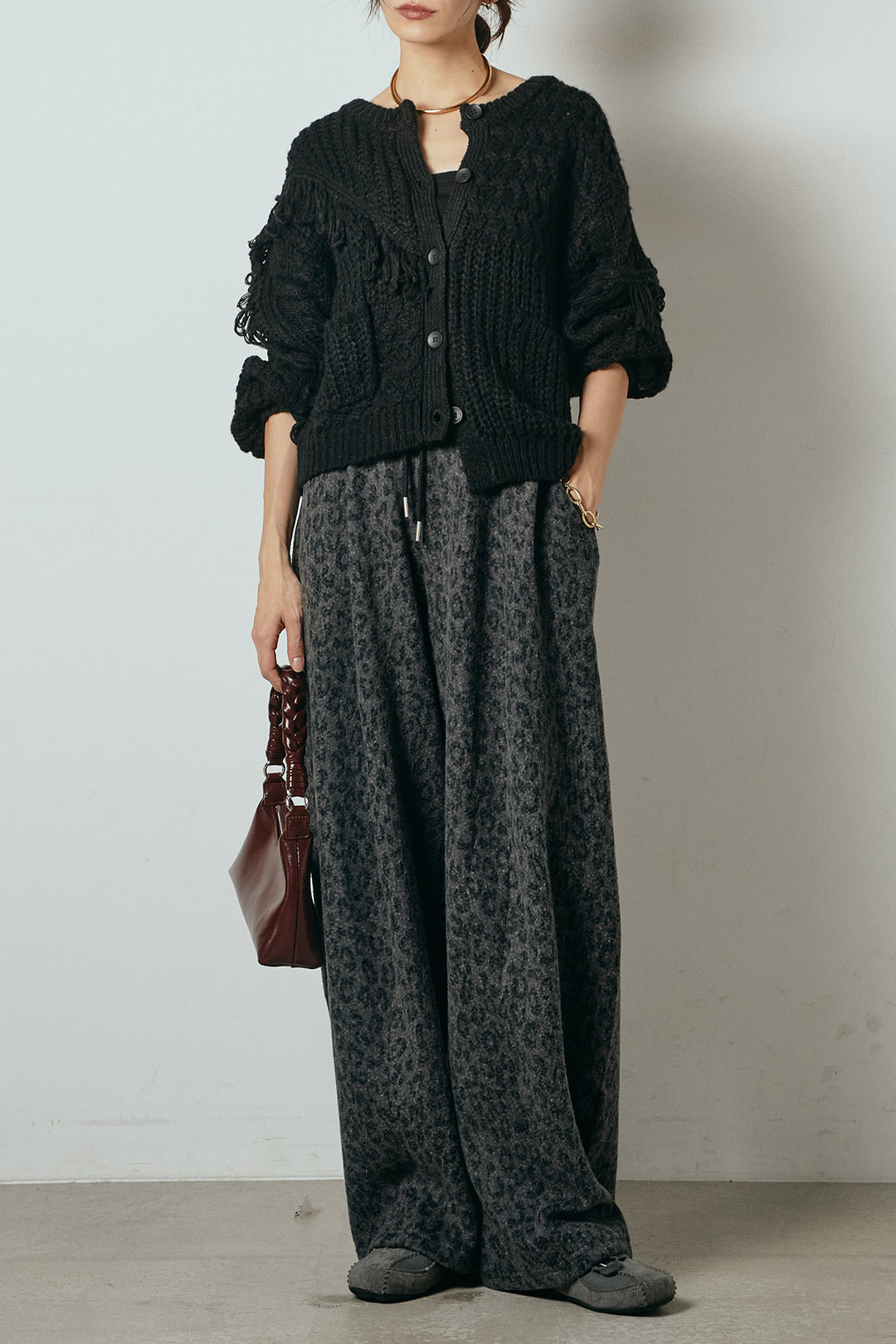 [SET]ランダムフリンジニットカーディガン+リラックスレオパード柄ワイドパンツ(2set)