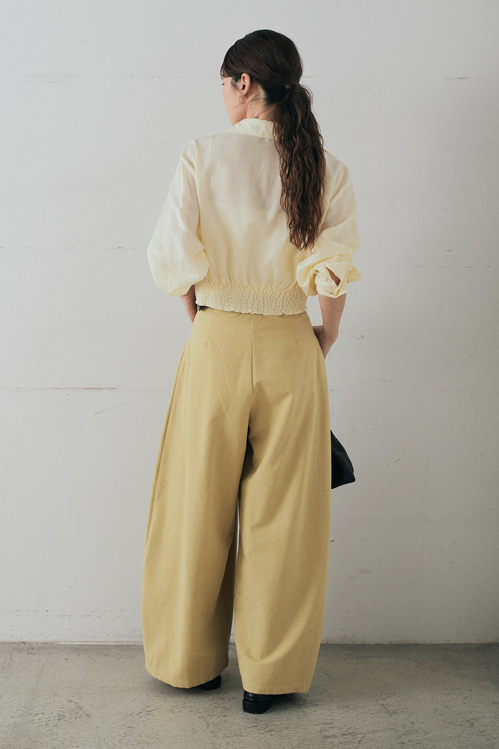 [SET]裾巻きツイストデザインシャツ+ベルト付きサイドタックワイドパンツ(2set)