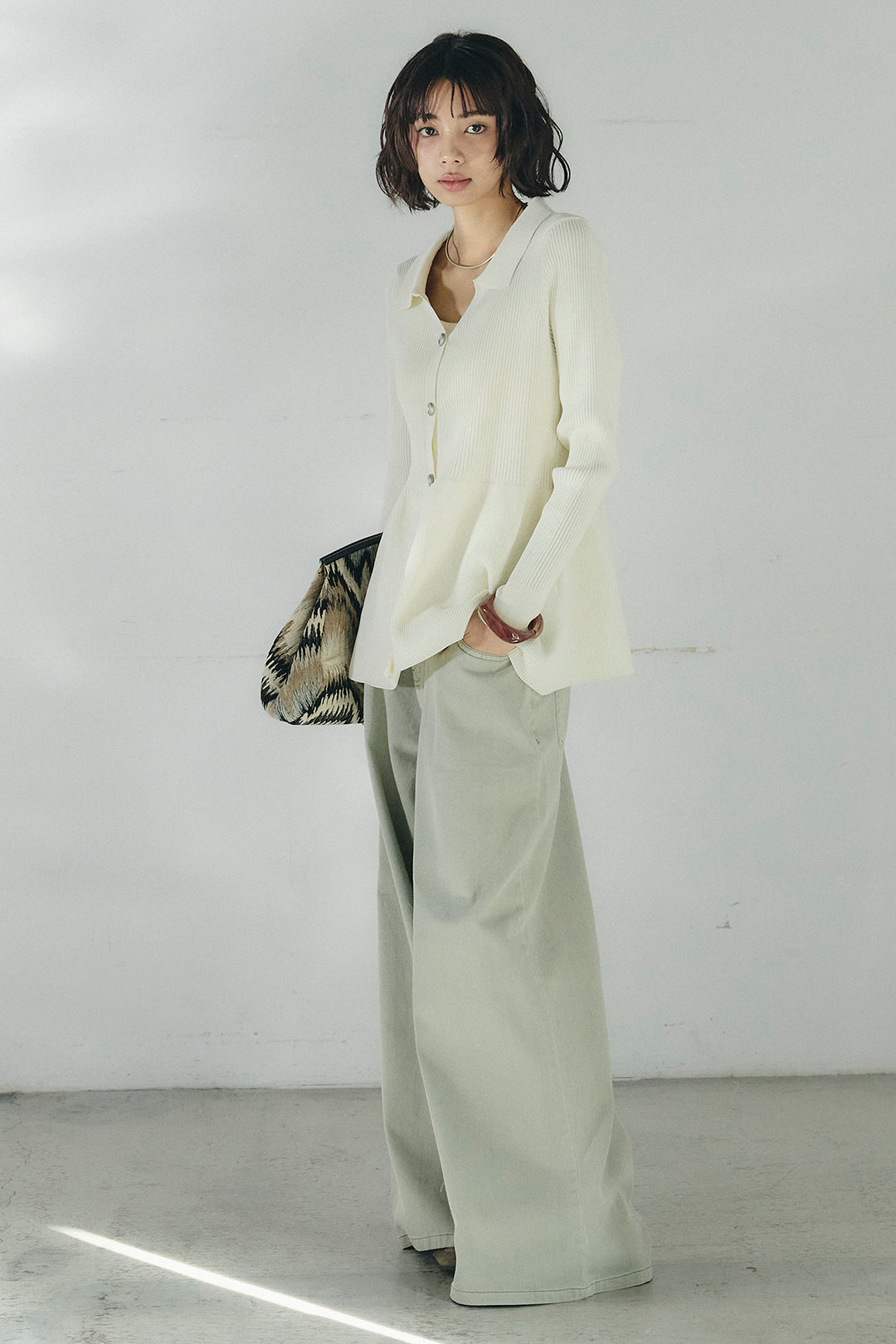 [SET]スキッパーペプラムニット+ウエスト裁ち切りデニムワイドパンツ(2set)