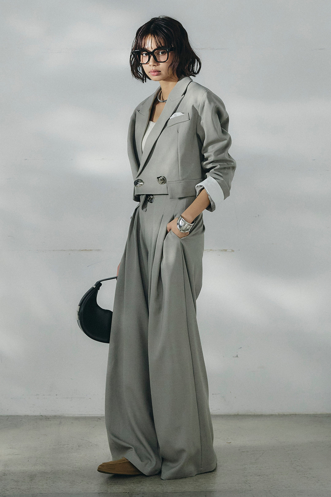 [SET]メタルプレートショート丈ジャケット+メタルプレートタックワイドパンツ(2set)