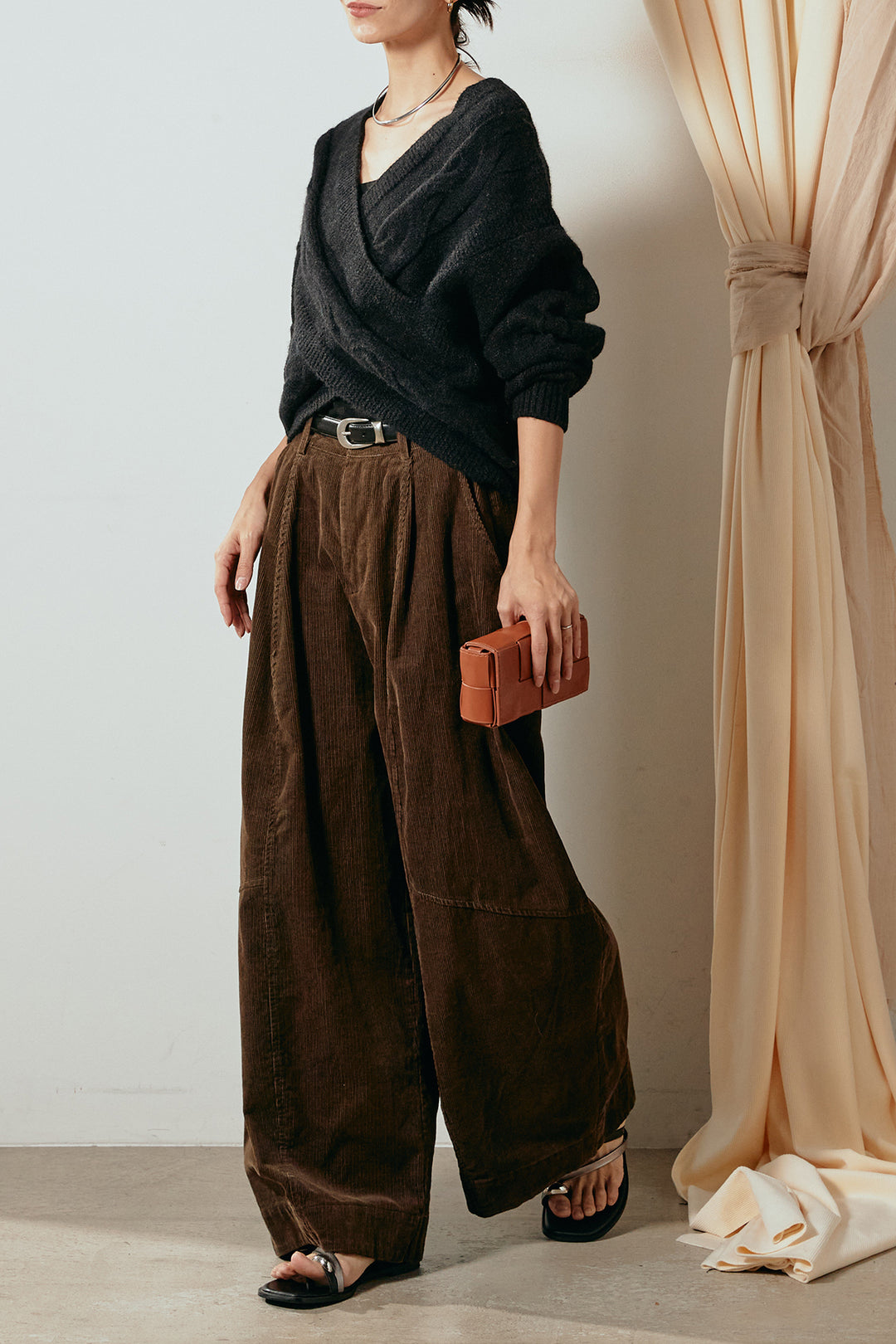 [SET]ケーブルカシュクールニットトップス+タック入りコーデュロイワイドパンツ(2set)