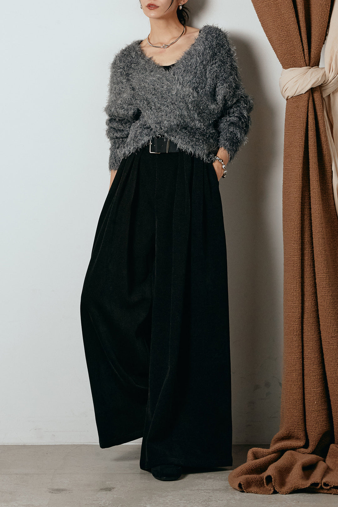 [SET]シャギークロスニットトップス+ベルトループコーデュロイワイドパンツ(2set)