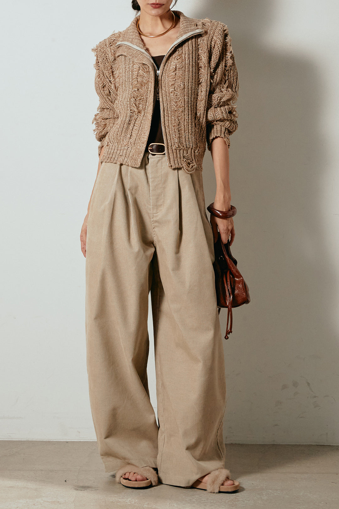 [SET]ハイネックフリンジジップニットトップス+フロントタック入りコーデュロイパンツ(2set)