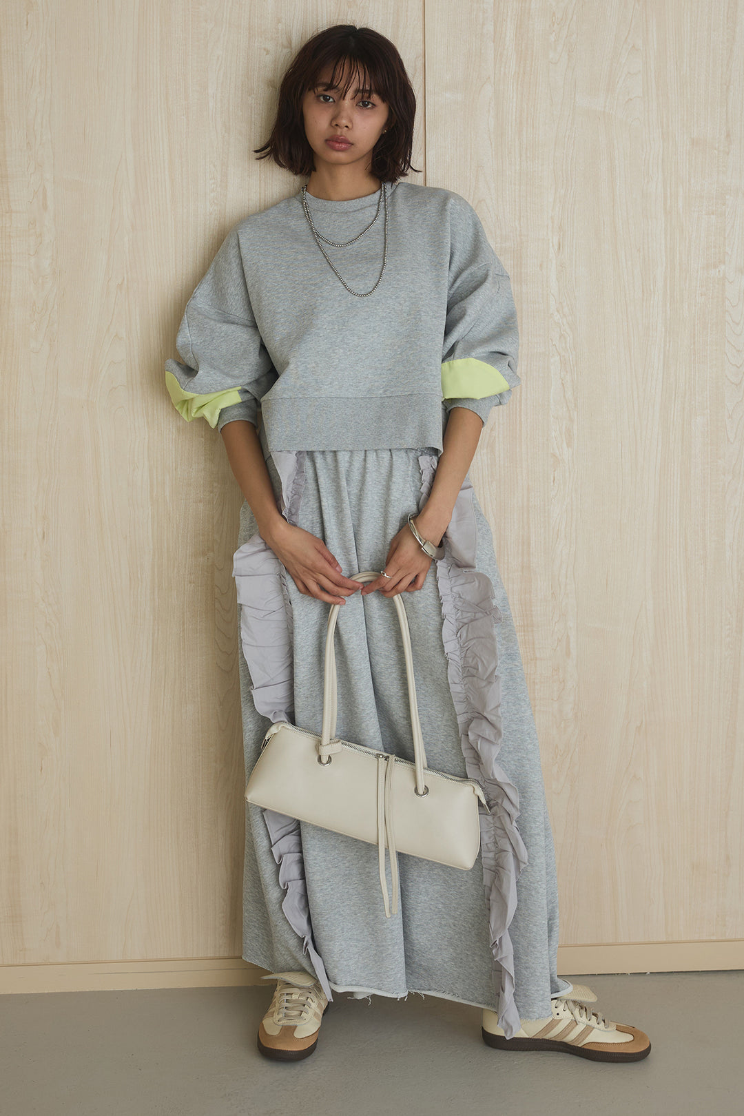 [SET]アームパッチスウェットプルオーバー+ビッグフリルスウェットロングスカート(2set)