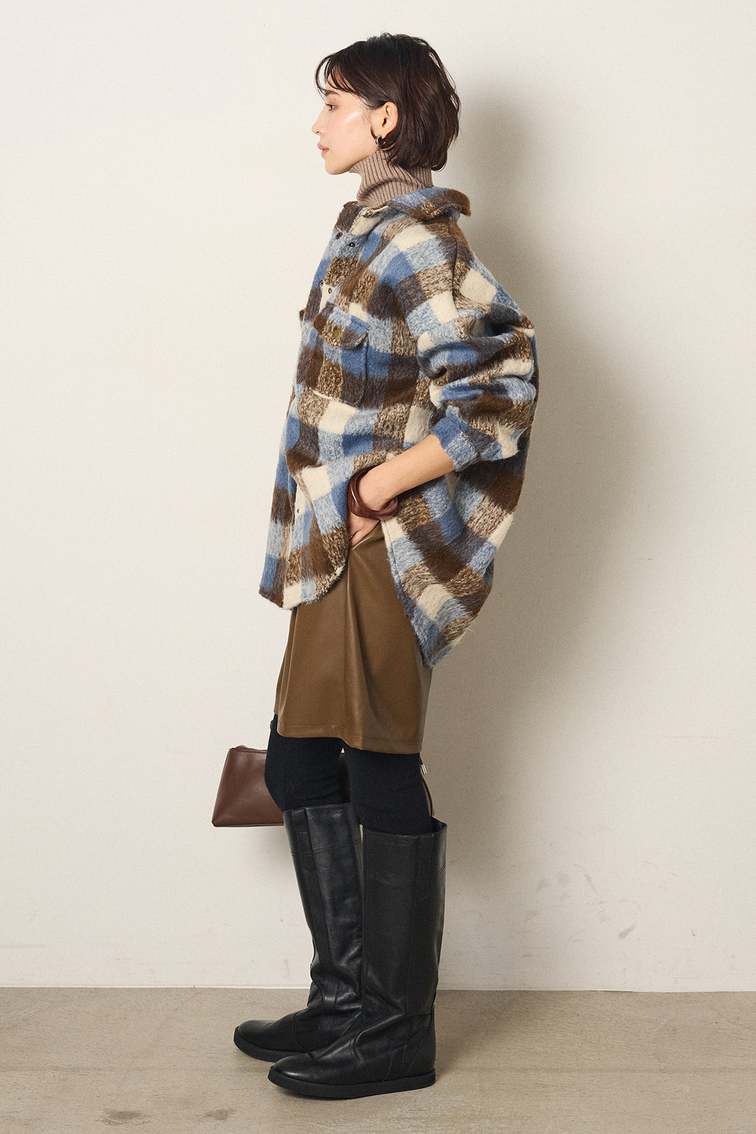 [SET]起毛チェック柄ポケットアウター+ストレッチエコレザーバミューダパンツ+リブニットシームレスタートルプルオーバー(3set)