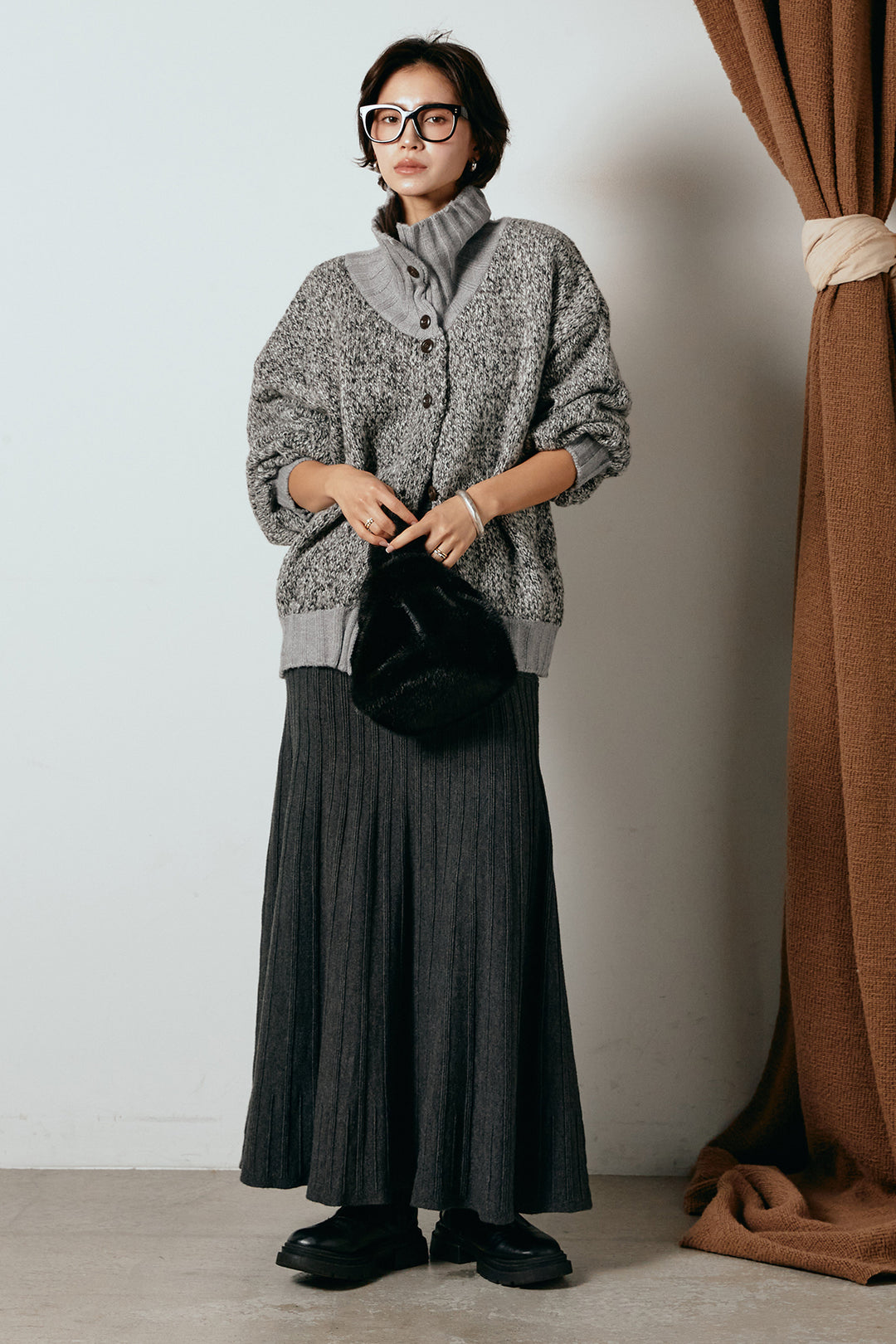 [SET]ハイネックミックスニットカーディガン+編み地切り替えフレアニットスカート(2set)