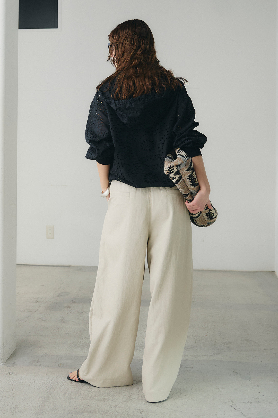 [SET]レースハーフジップアップフーディー+フェイクレザーカーブワイドパンツ(2set)