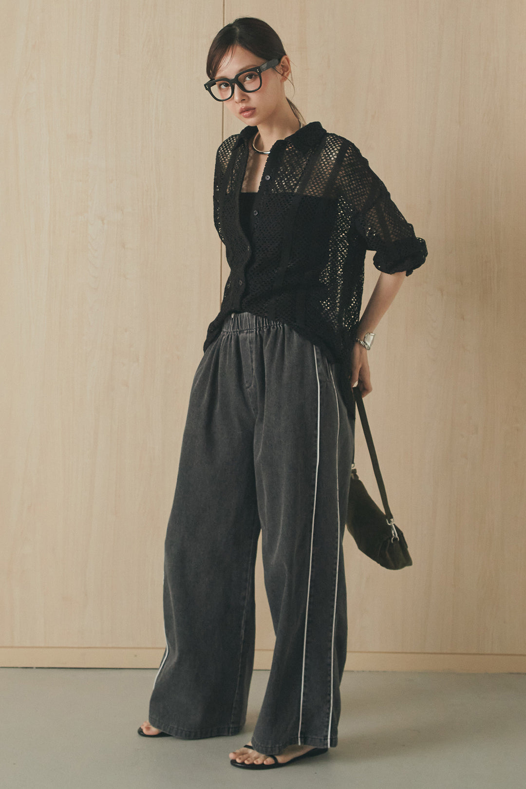 [SET]長袖襟付きレースシャツ+ドロストサイドラインデニムパンツ(2set)