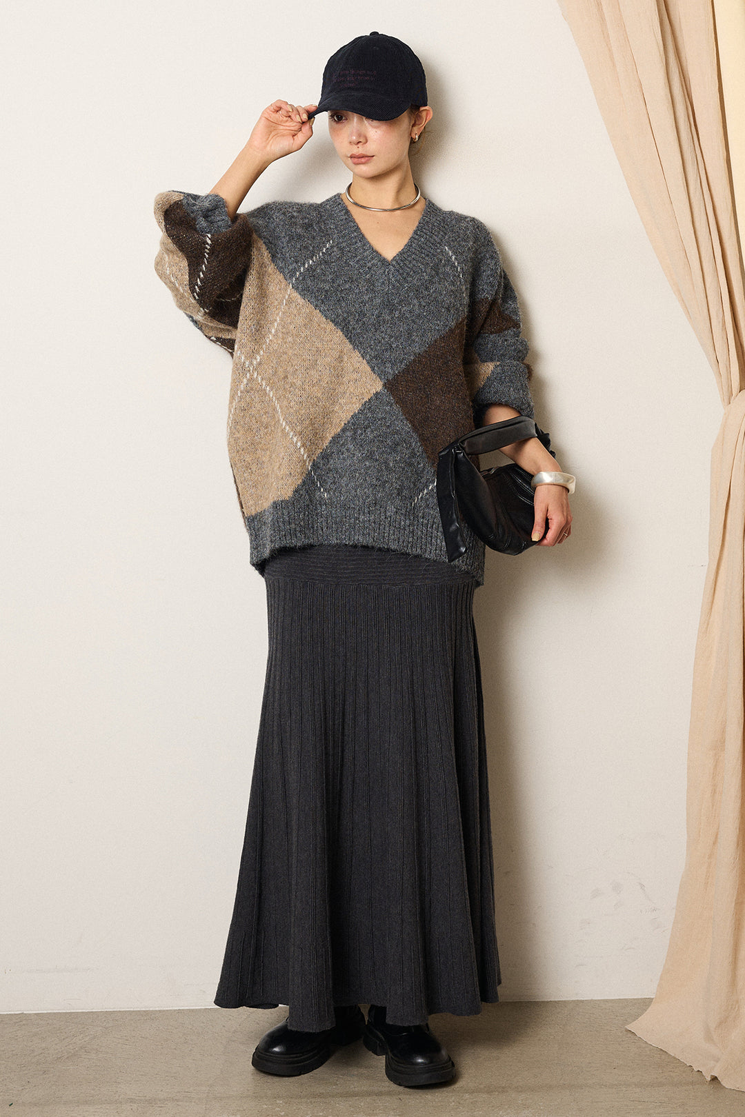 [SET]ルーズアーガイルVネックニット+編み地切り替えフレアニットスカート(2set)