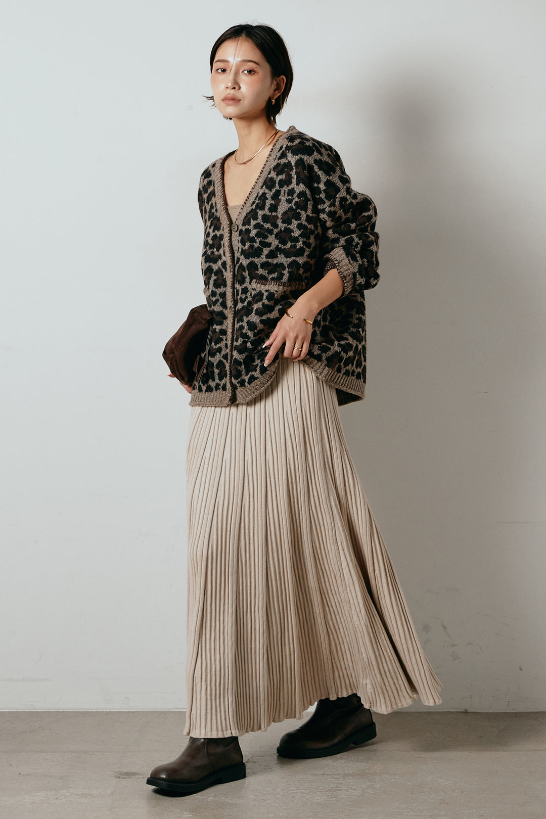 [SET]ステッチデザインレオパードニットカーディガン+リブニットフレアスカート(2set)