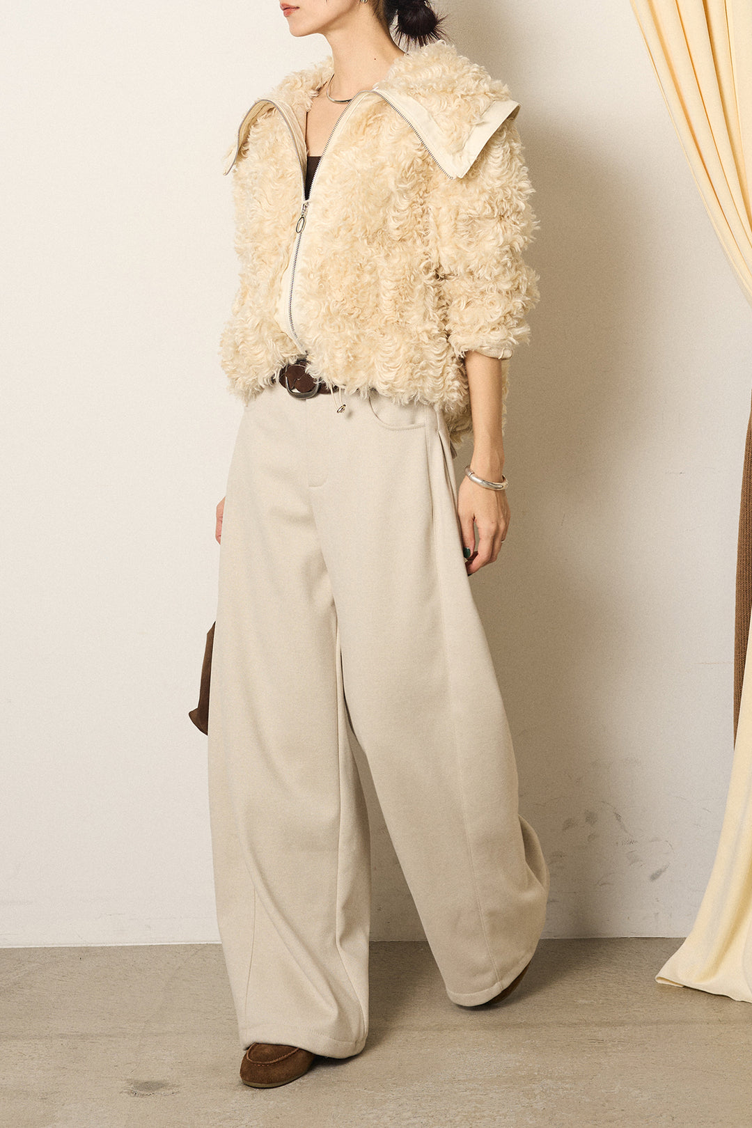 [SET]ビッグカラープードルボアアウター+編みベルト付きワイドパンツ(2set)