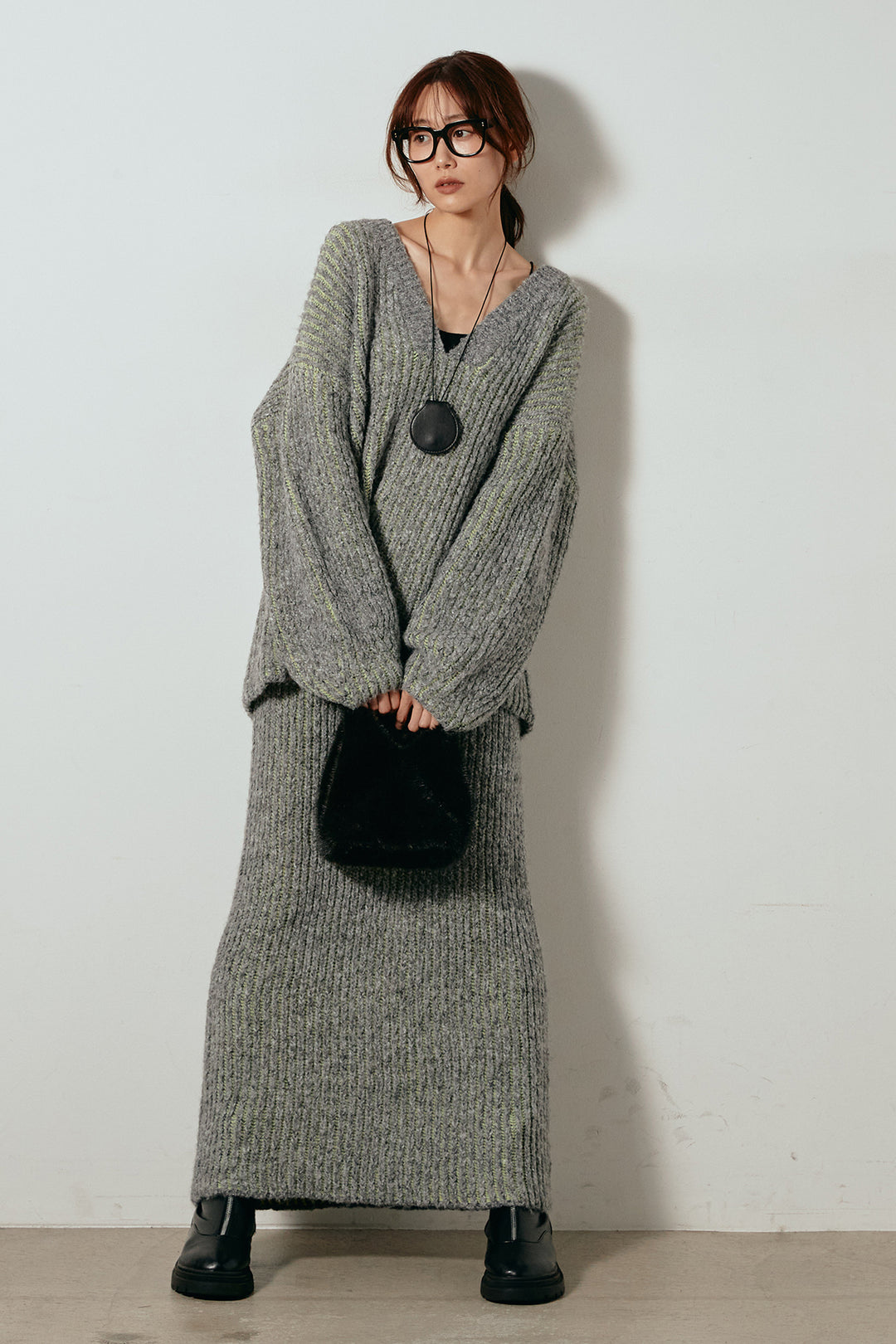 [SET]アルパカタッチ深Vニットトップス+アルパカタッチニットタイトスカート(2set)